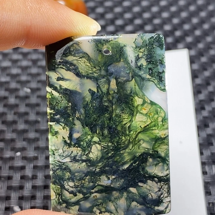 玛瑙/玉髓颈饰未镶嵌艾**诺