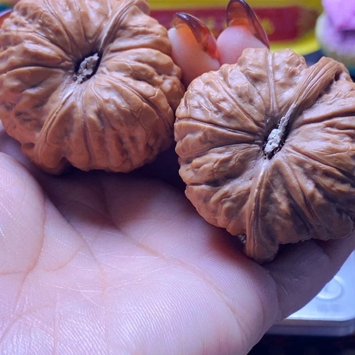 友***好文玩核桃吊坠南瓜墩