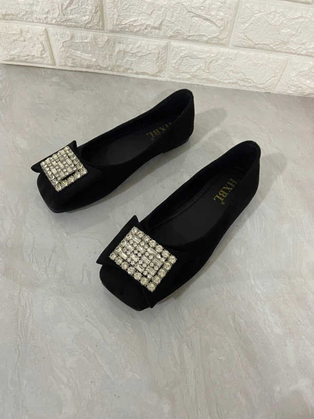 365-1 夏季新款水钻软底舒适方头法式气质通勤风浅口瓢鞋