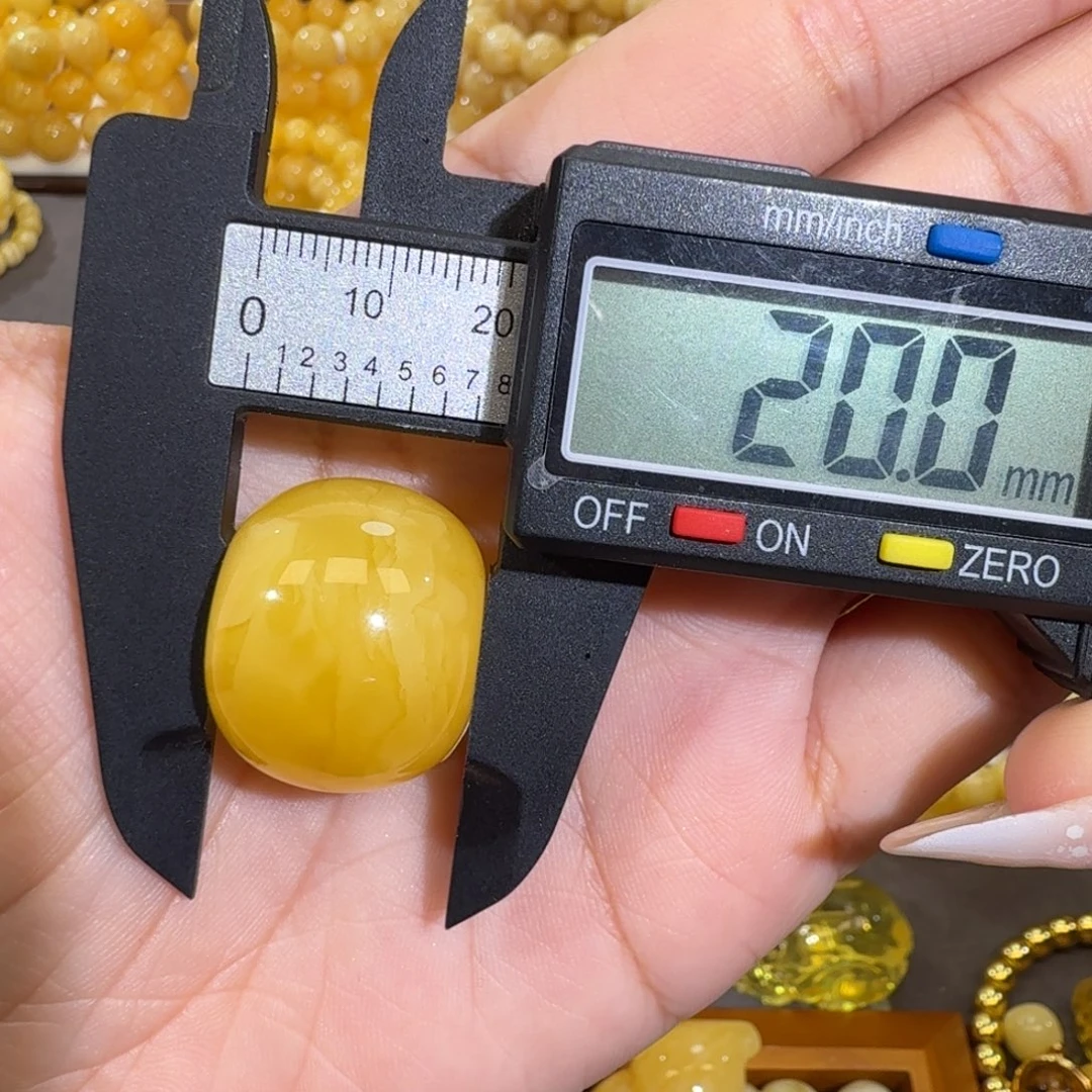 琥珀未镶嵌珠宝奇石20X24.3m花蜡扣子7.7克