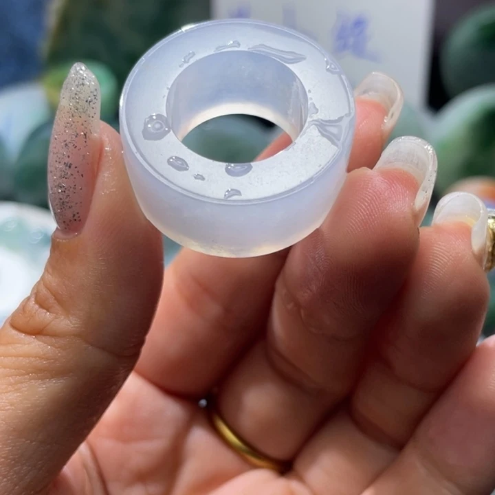 定制翡翠未镶嵌天然翡翠