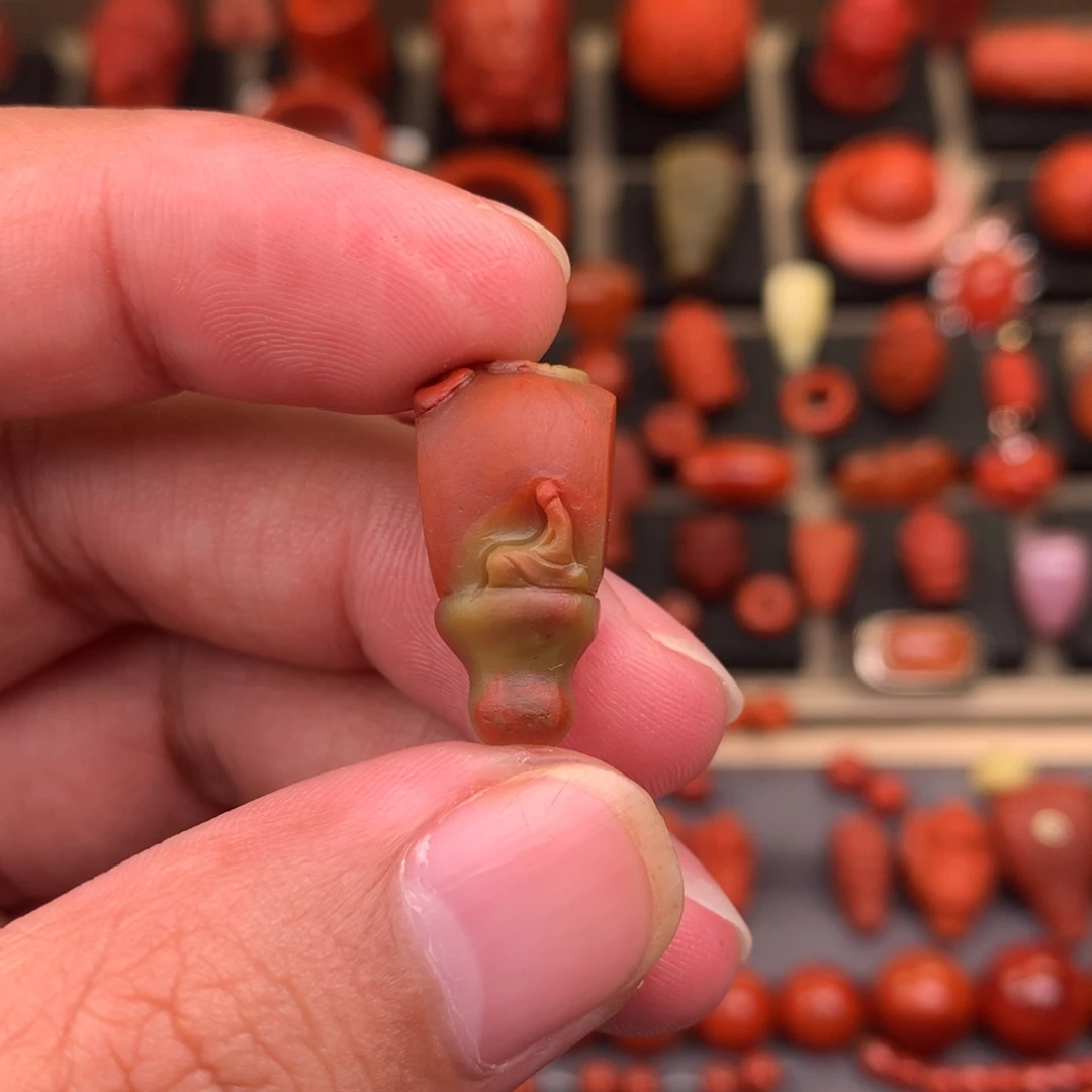 南红玛瑙未镶嵌包浆悟道三通11+