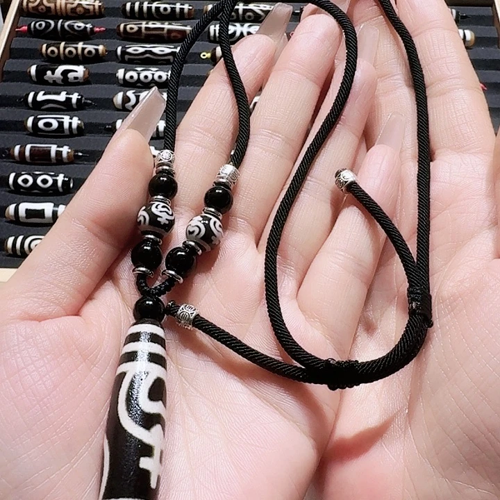 玛瑙/玉髓合金颈饰