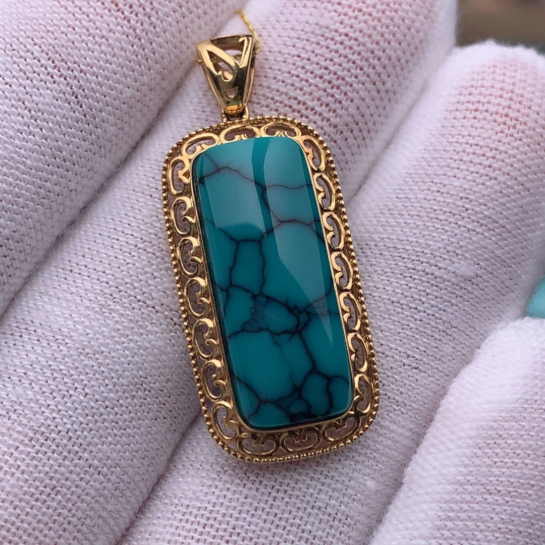 绿松石18K金镶嵌珠宝奇石