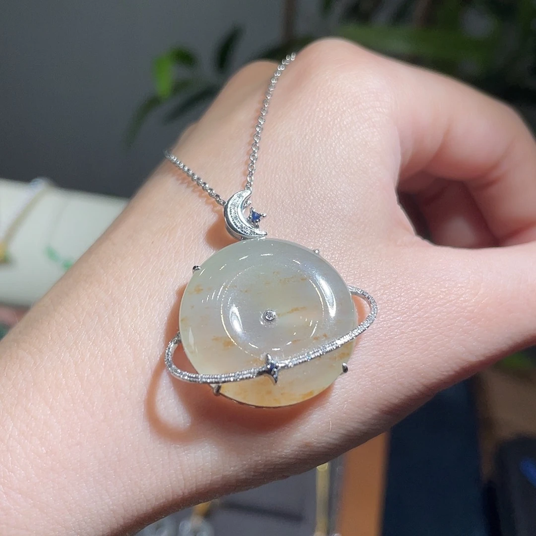 吊坠(不含链)18K金镶嵌翡翠快乐星球