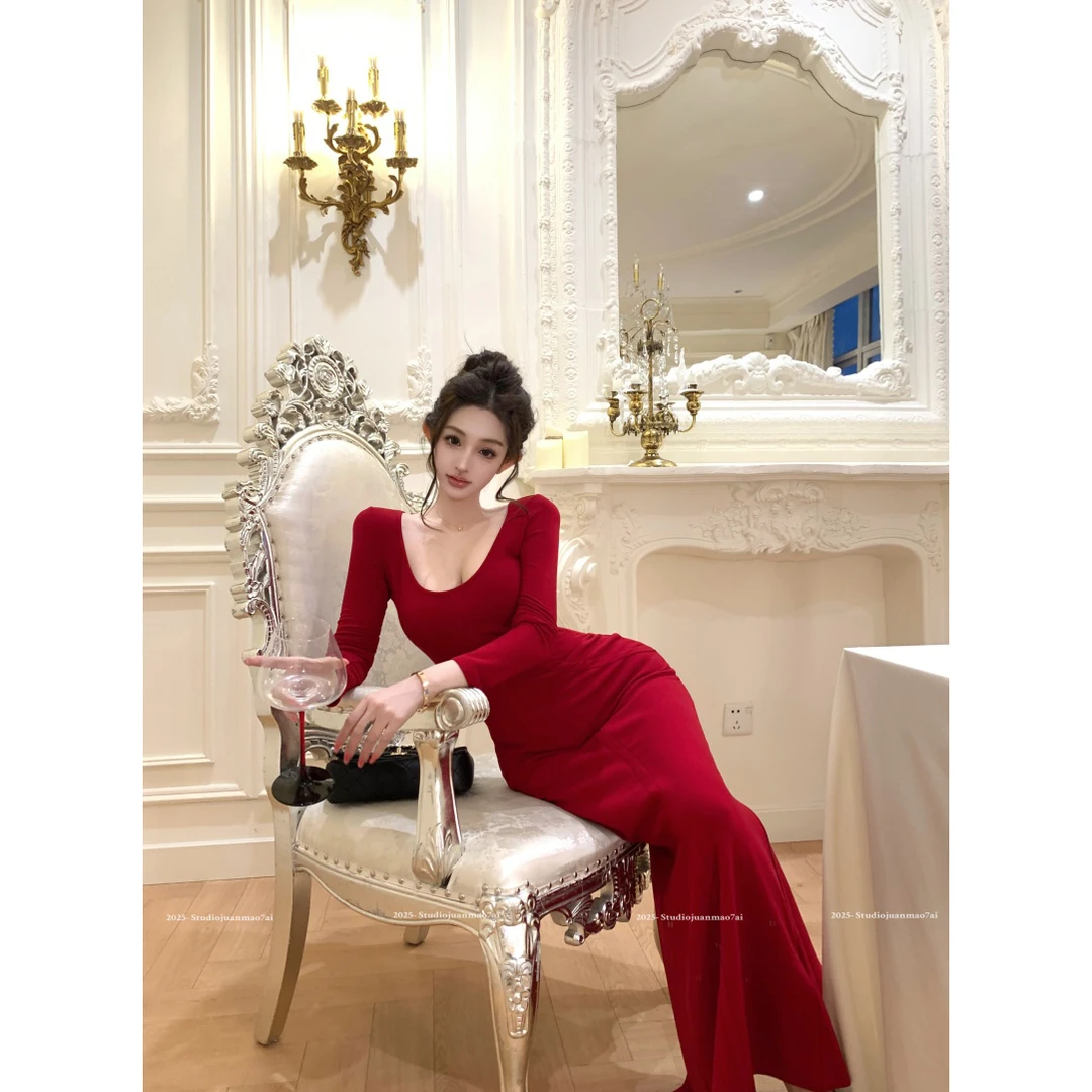 红色u领长袖连衣裙女冬季显身材内搭裙纯欲修身开叉裙子包臀长裙