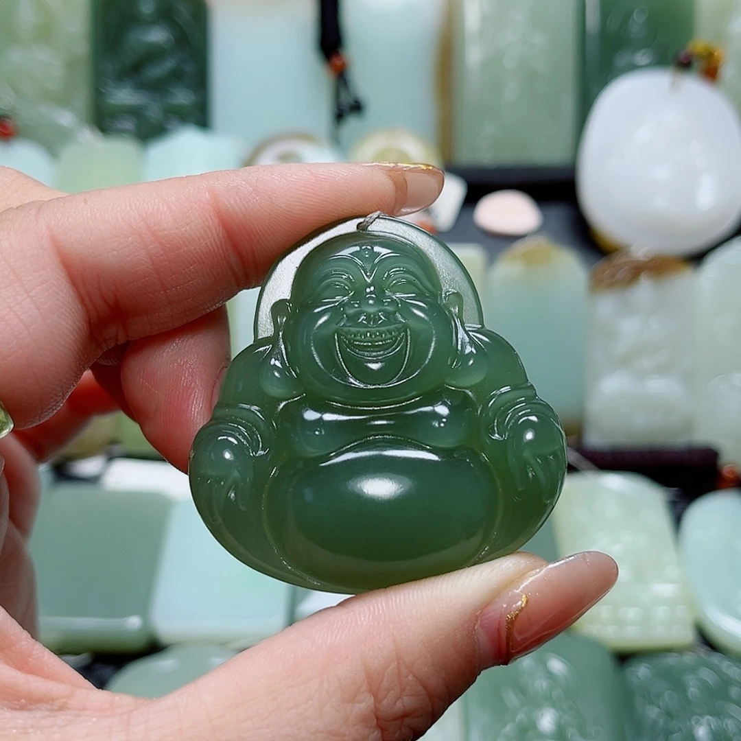 金***土和田玉未镶嵌颈饰