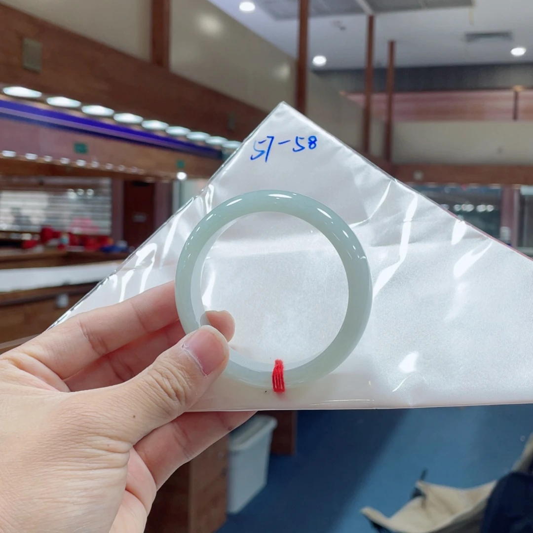 未镶嵌手镯翡翠福利