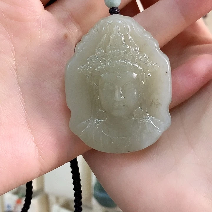 和田玉颈饰未镶嵌锦*