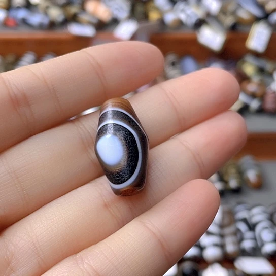 未镶嵌颈饰玛瑙/玉髓