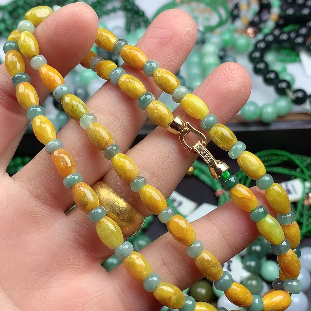 翡翠颈饰未镶嵌项链