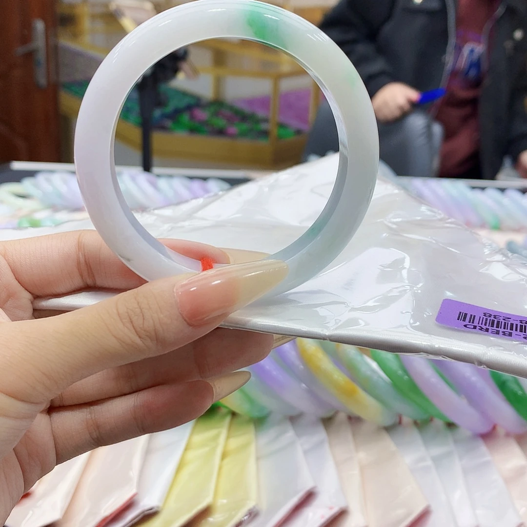 翡翠未镶嵌手镯nmm