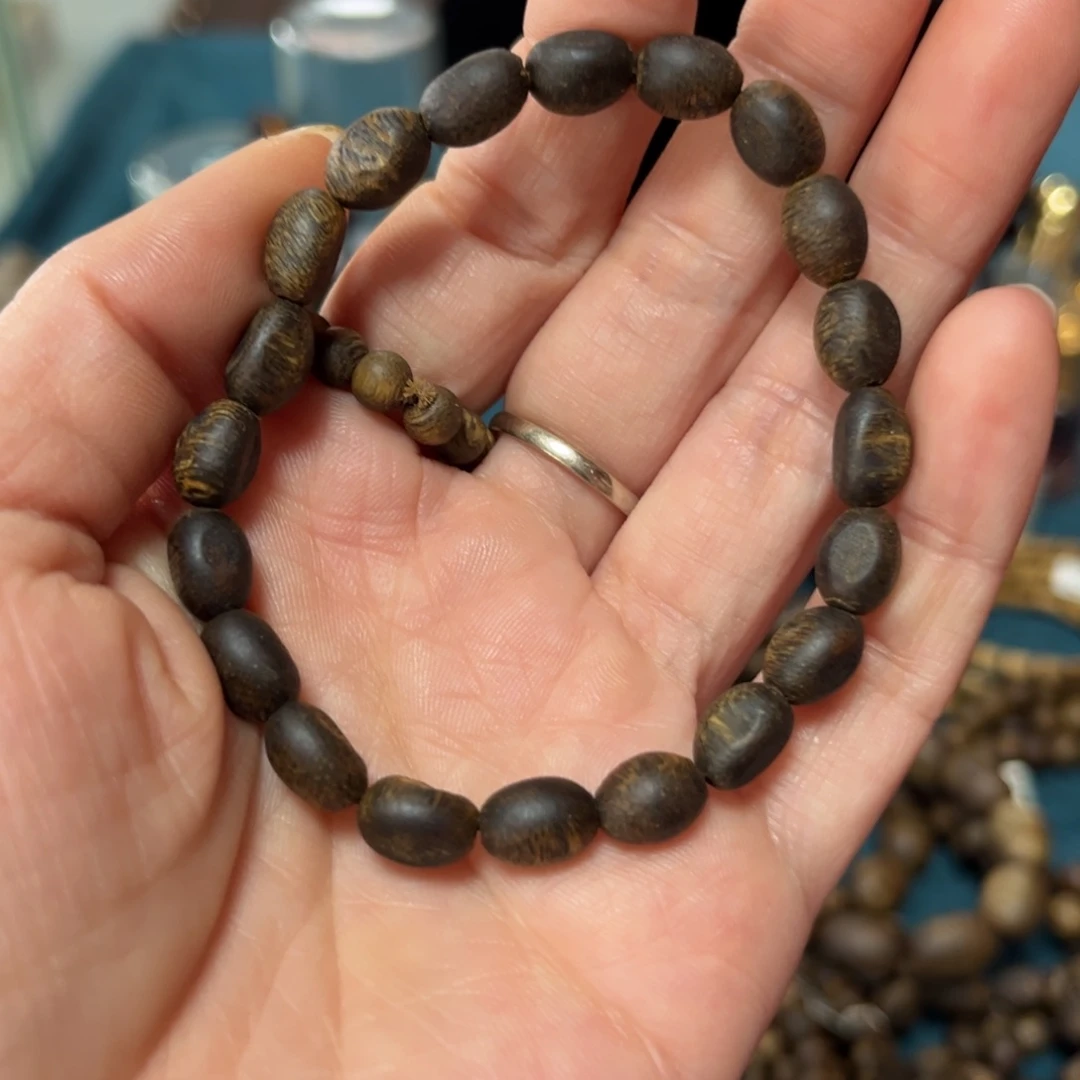 沉香手串紫罗兰沉水卡6-4克多样性发货一条