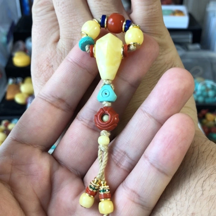 蜜蜡珠宝奇石未镶嵌