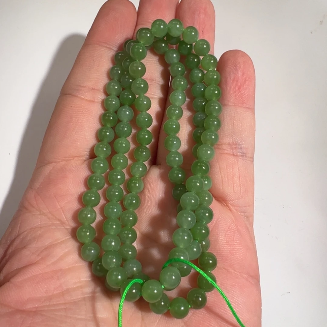 项链未镶嵌和田玉俄碧无黑点果绿6mm/108