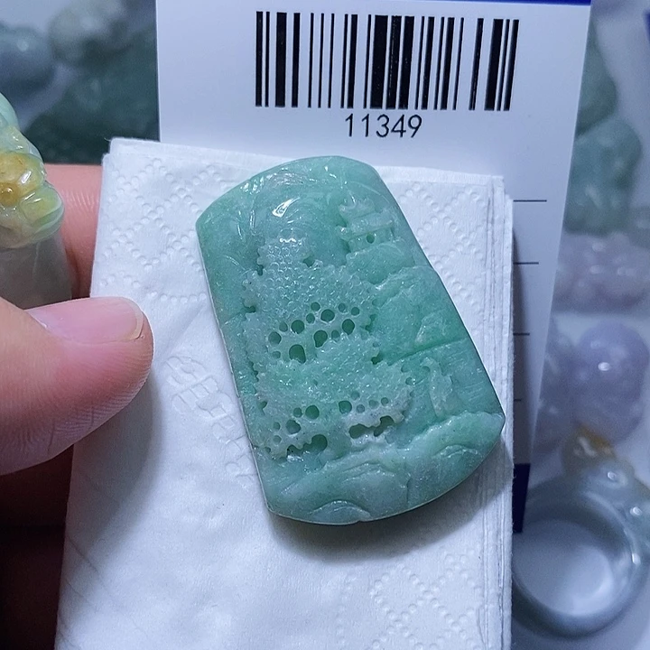 翡翠未镶嵌颈饰天光墟翡翠市场现金代购