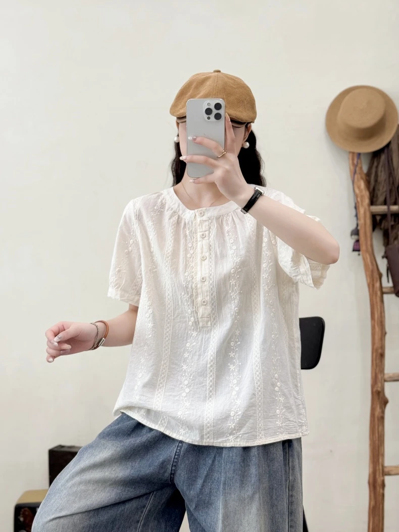 【100纯棉】文艺风小清新刺绣圆领休闲气质白开水经典