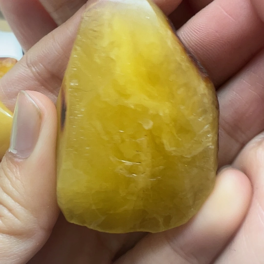如***是定制琥珀蜜蜡定制