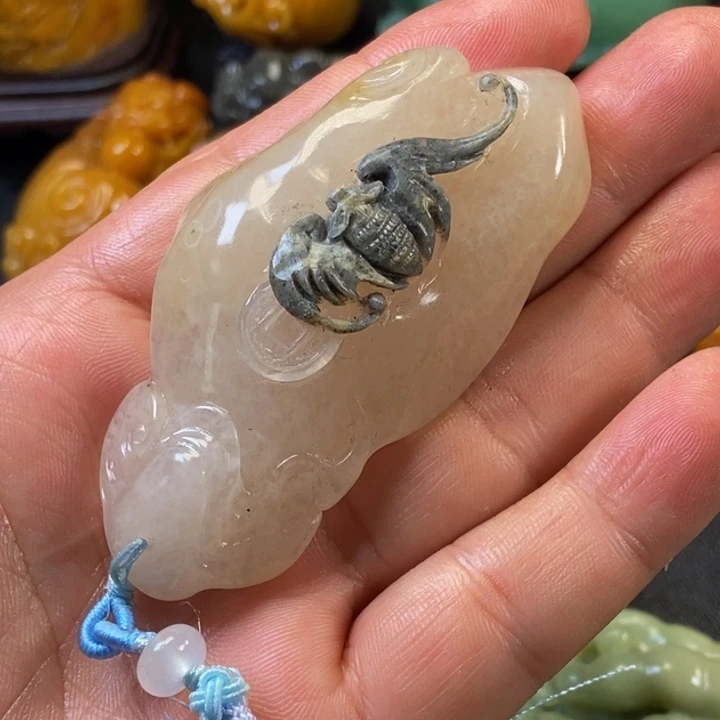 寿山石印石荔枝洞