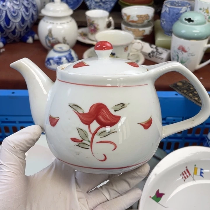 他家瓷器真美…开播了