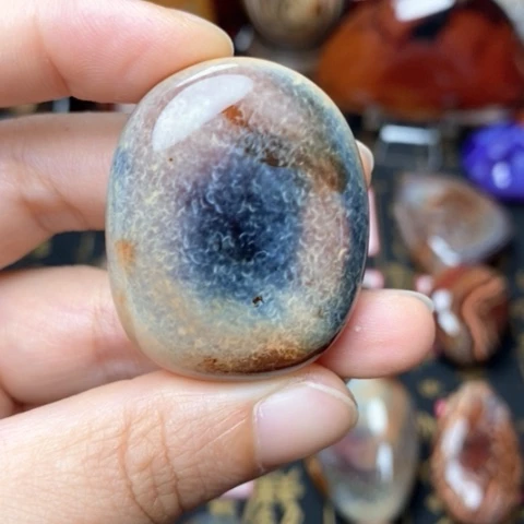 未镶嵌玛瑙/玉髓珠宝奇石