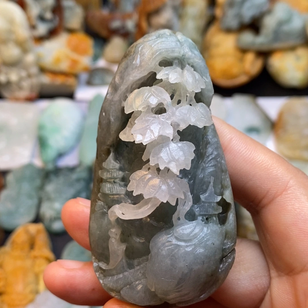 定制翡翠未镶嵌特色7