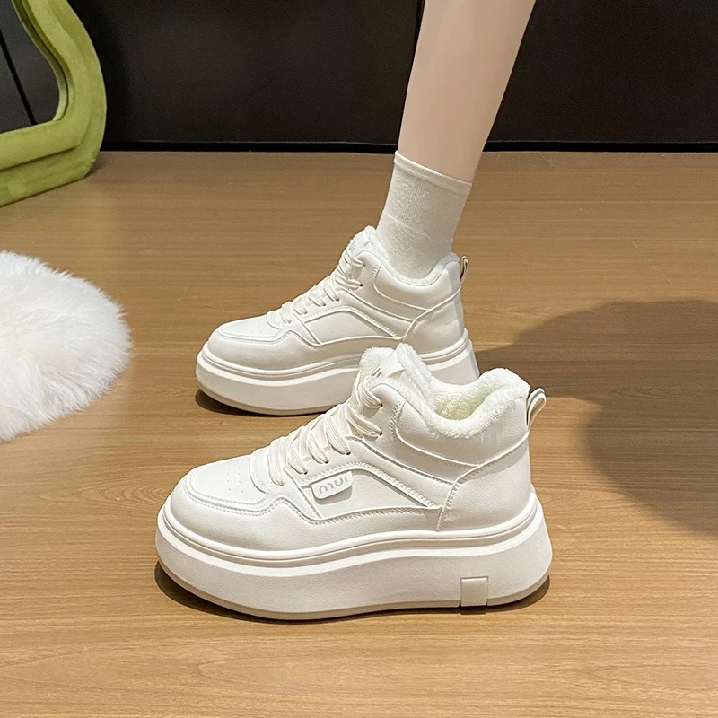 女生秋冬新款高帮加绒休闲板鞋HB602