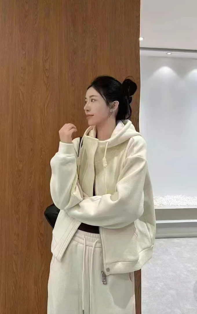 涩女郎轻奢女装新款时尚休闲套装运动百搭连帽宽松秋冬带帽纯色