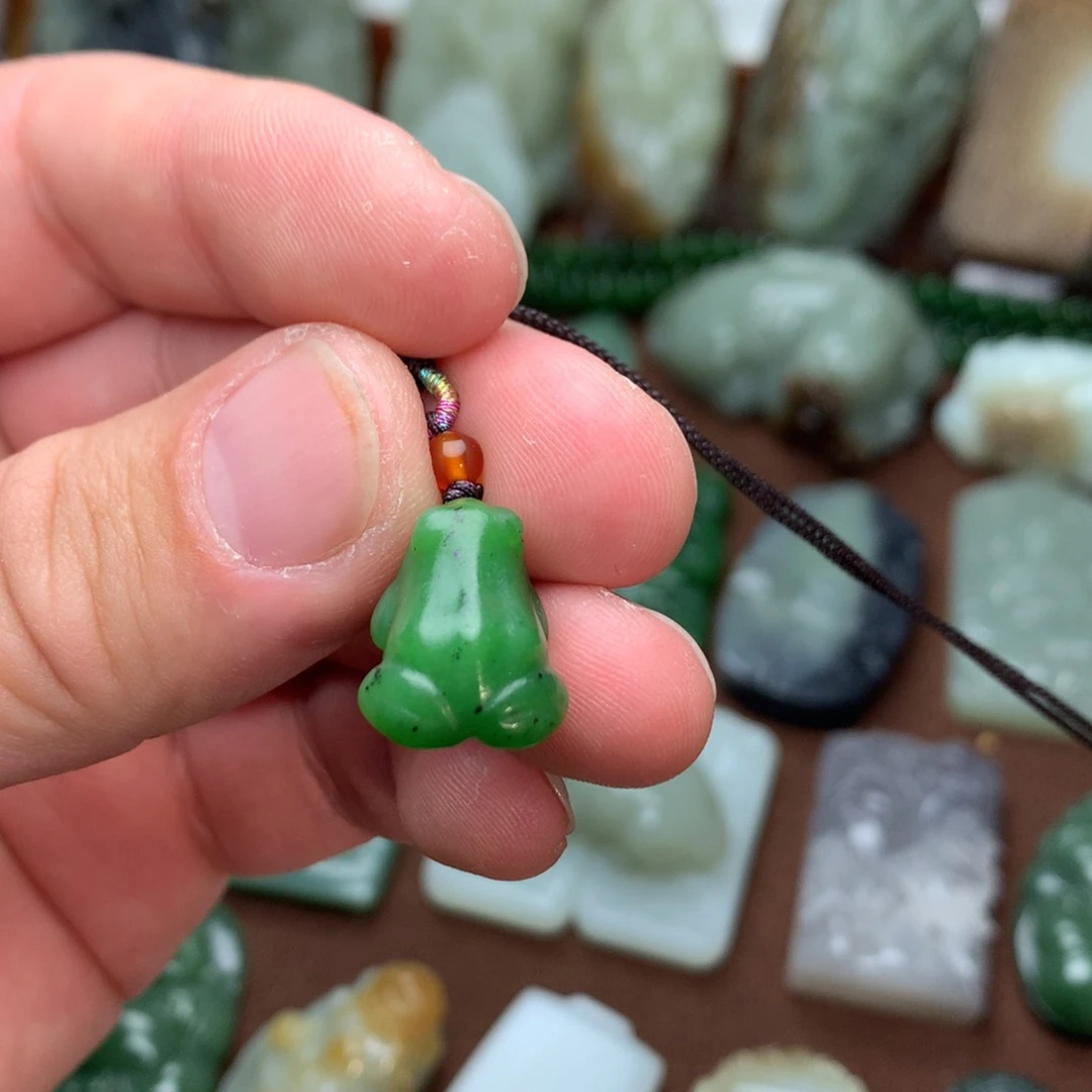 和田玉挂件未镶嵌