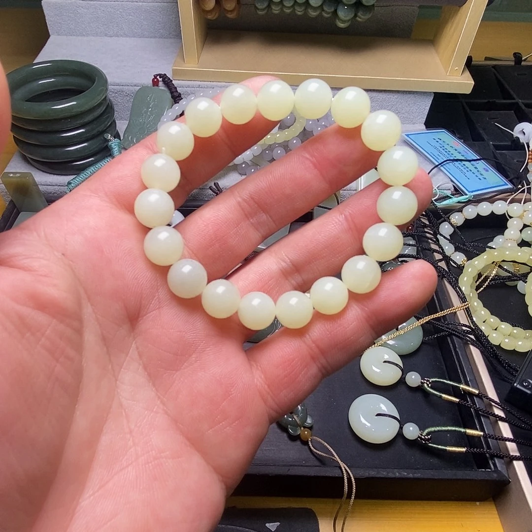 和田玉（糖玉）未镶嵌手链