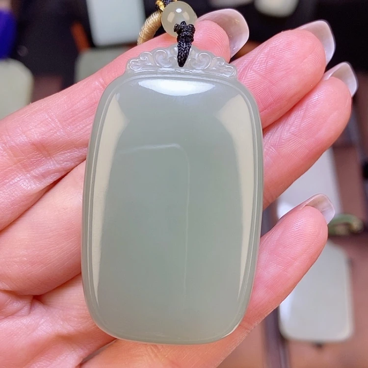 【闪购商品】颈饰未镶嵌和田玉