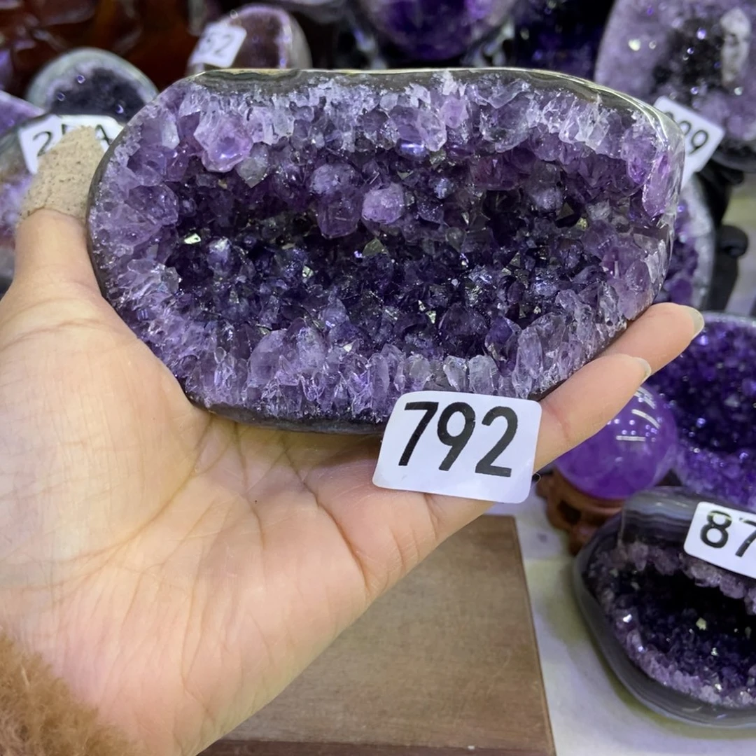 未镶嵌大型摆件（非配饰）紫晶