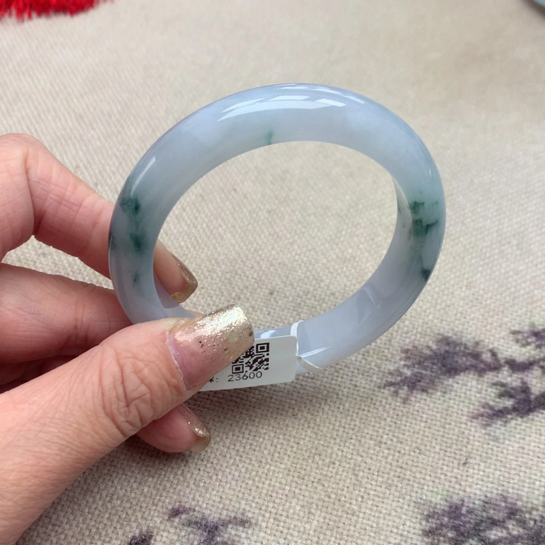 未镶嵌手镯翡翠缅甸翡翠手镯