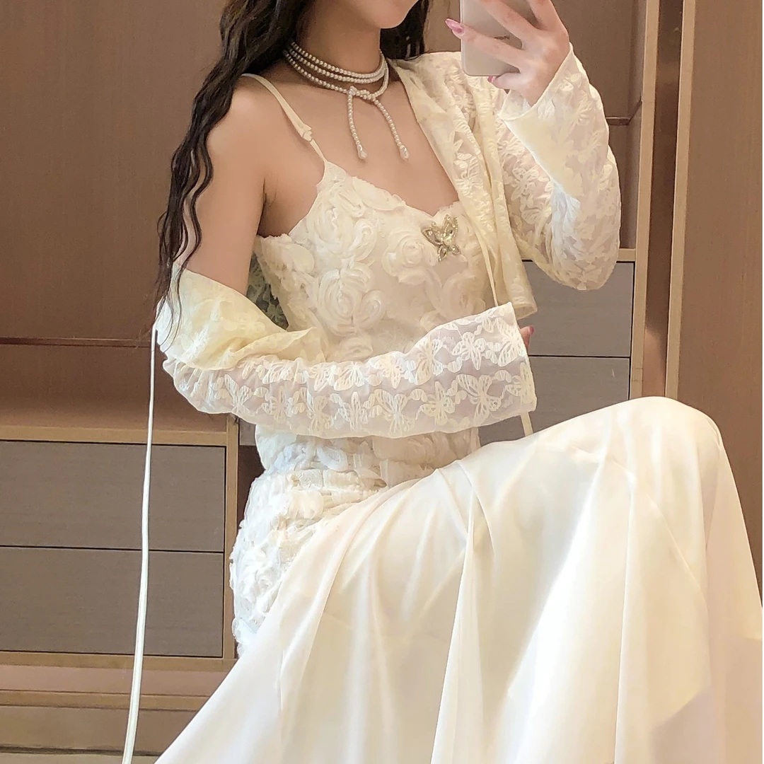 艾日秀春季法式欧若风浪漫立体花朵提花蕾丝拼接网纱吊带裙 E8788