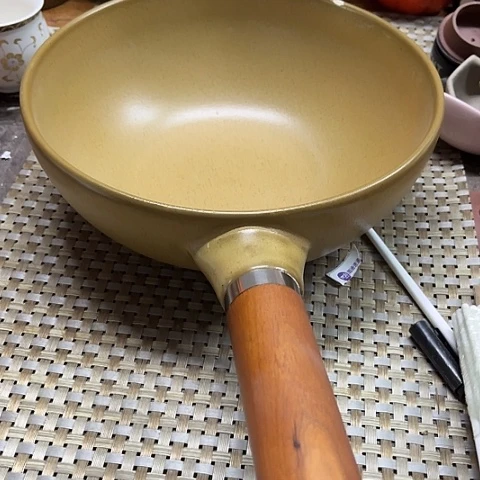 微瑕，明火，口径24高9咖色