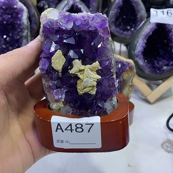 可***格紫晶未镶嵌珠宝半成品487