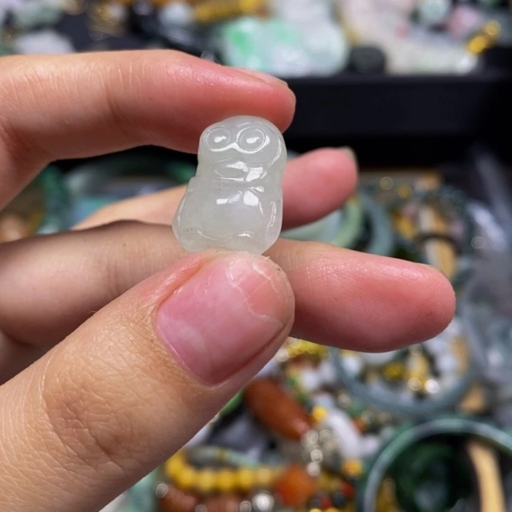 翡翠未镶嵌挂件天然缅甸翡翠