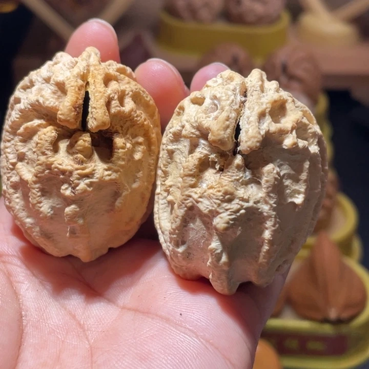 吊坠桃核乾坤核桃29.9