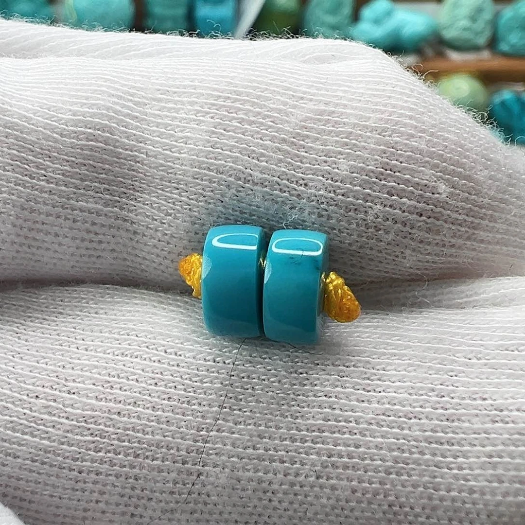 绿松石配饰未镶嵌