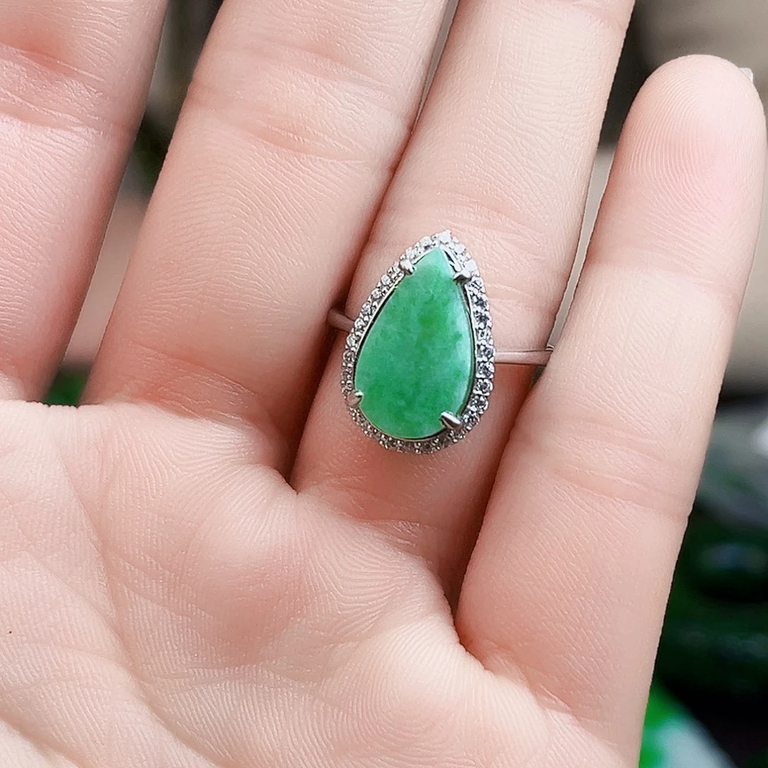 颈饰银S925镶嵌翡翠多样性