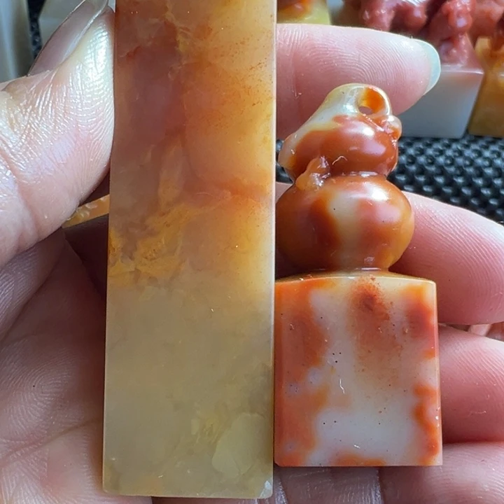 老挝石吴*洪巴林印章2个