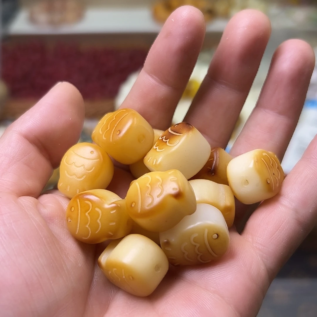 菩提根/象牙果手串20颗表面有裂炭烧鱼