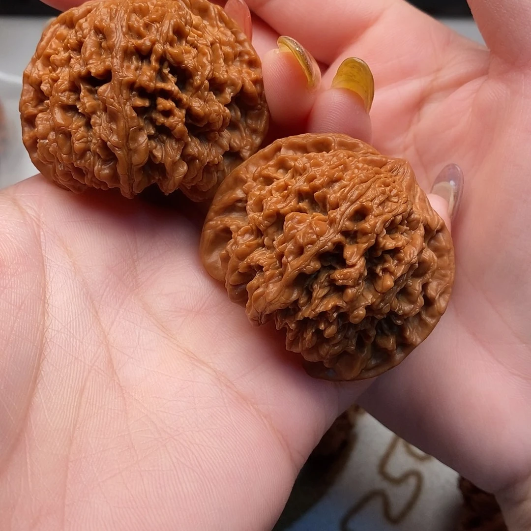 A***峰把件桃核49尺全品无修满天星