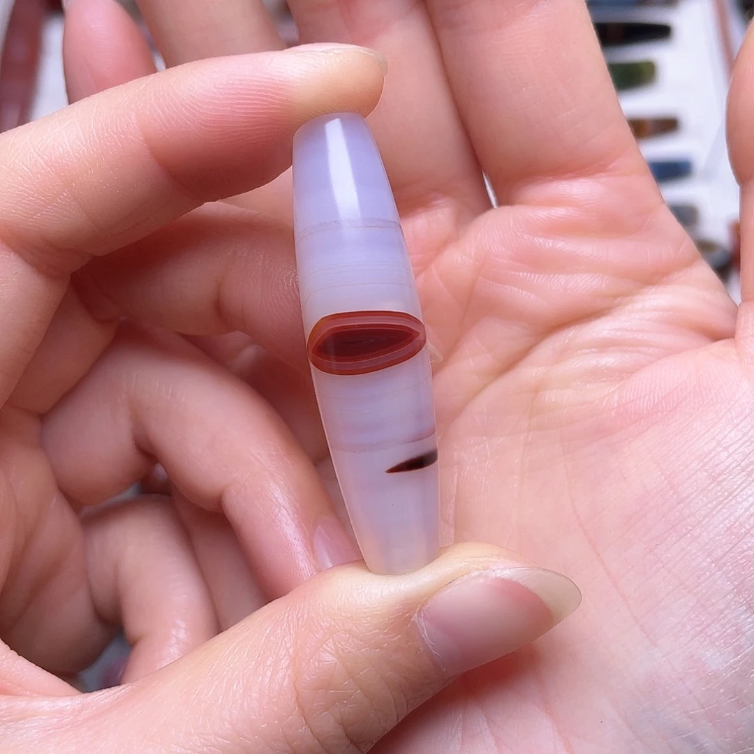 玛瑙/玉髓颈饰未镶嵌羽**忧