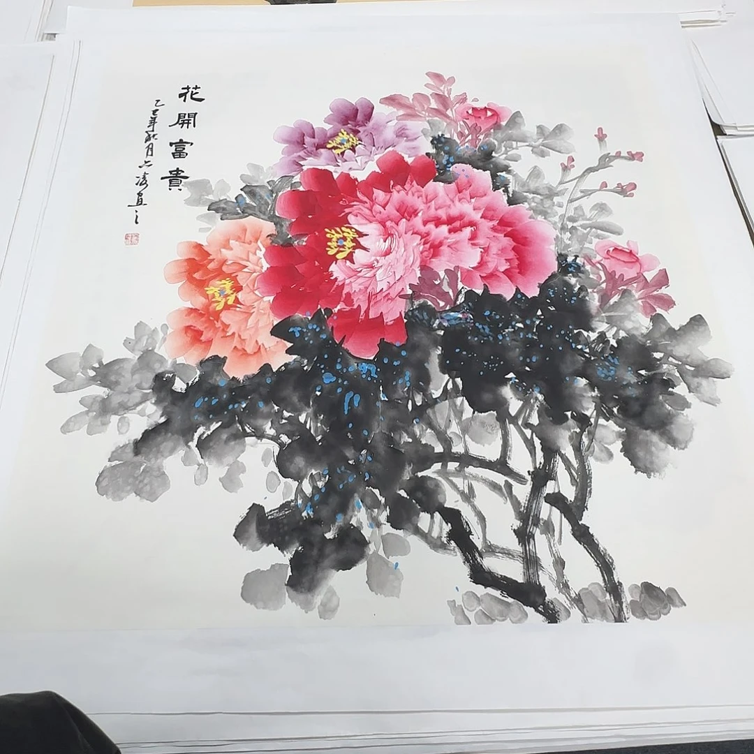 国画68*68纯手绘刘亦凌