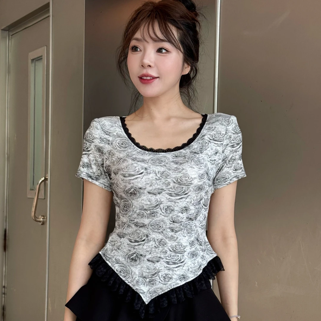 印花圆领蕾丝边装饰性感收腰T恤弹力显瘦气质修身短款新时尚百搭