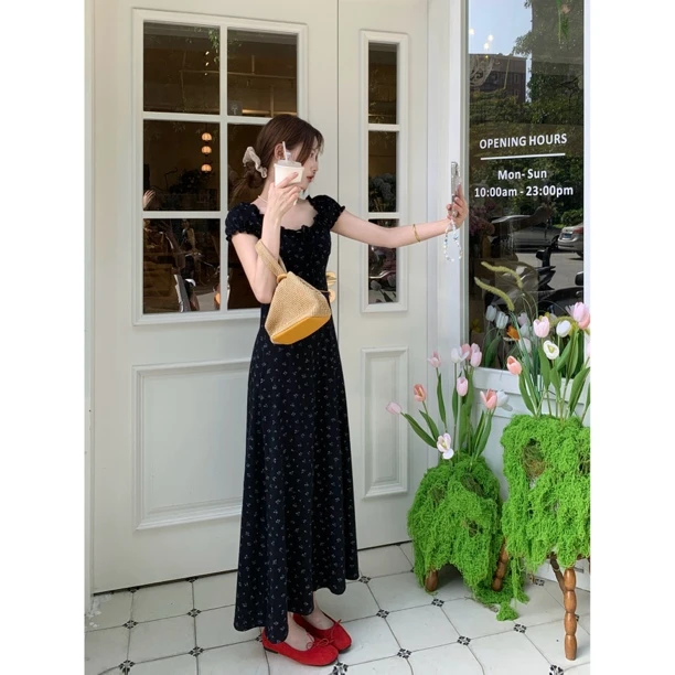 未闻花名～夏季碎花度假风收腰显瘦连衣裙