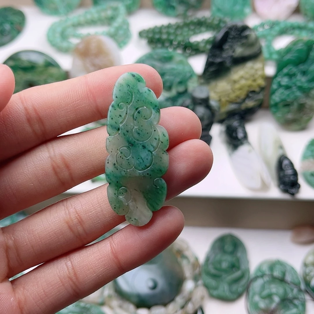 独山玉挂件未镶嵌