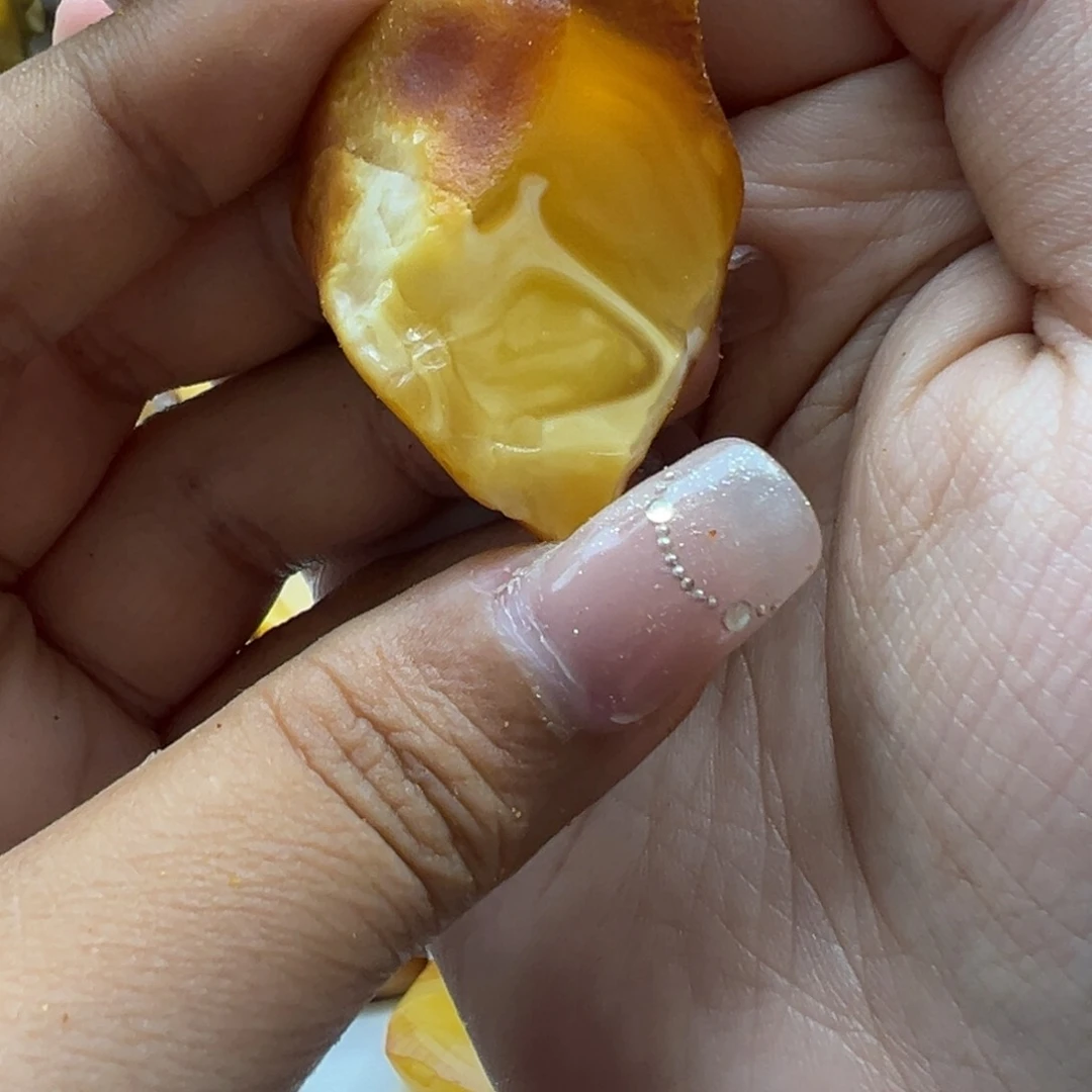 不***不定制琥珀蜜蜡定制