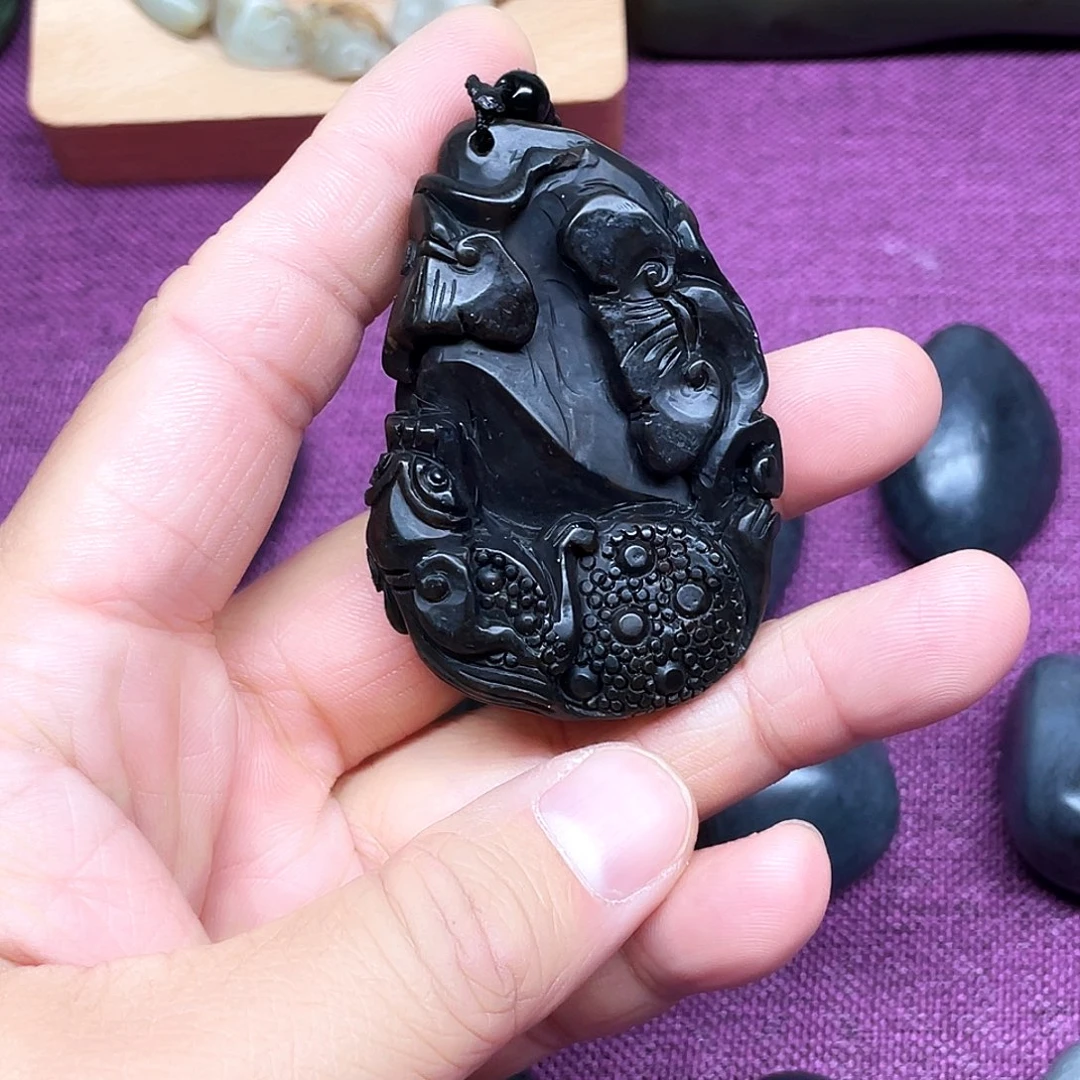 和田玉未镶嵌挂件